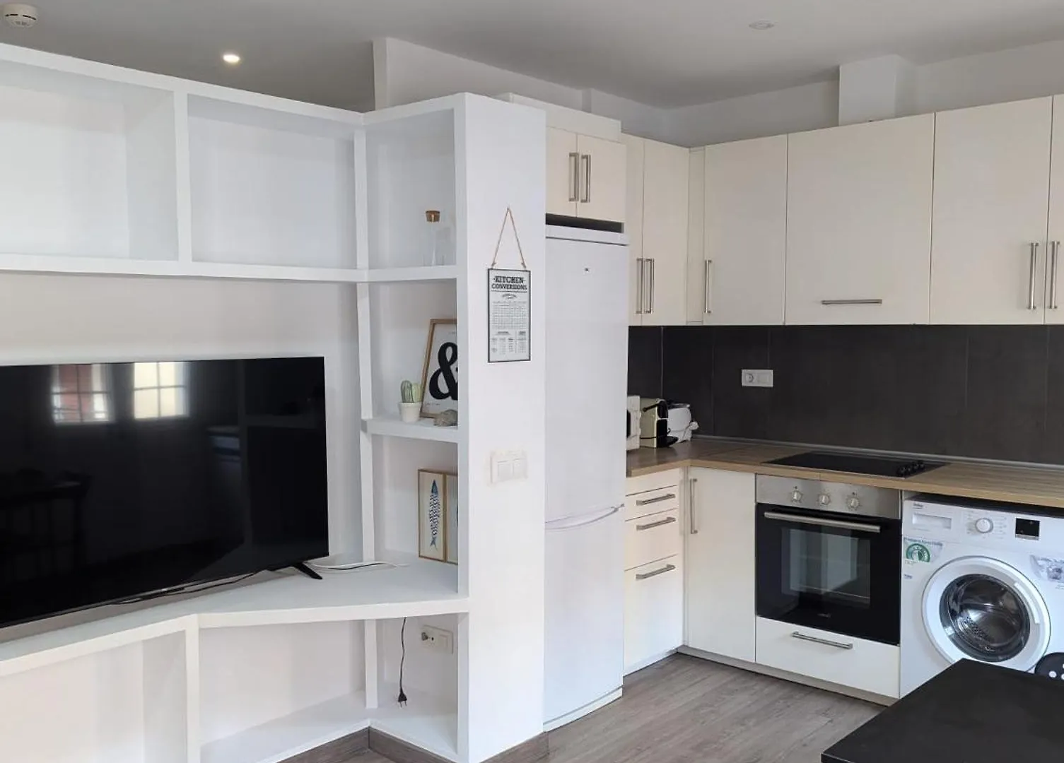Caliu Apartments Barcelona - Fira L’Hospitalet de Llobregat 0*,