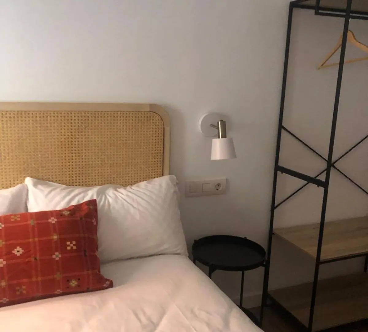 Caliu Apartments Barcelona - Fira L’Hospitalet de Llobregat 0*,